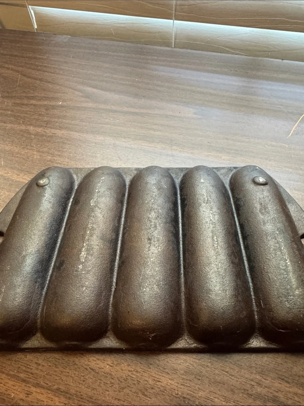 Vintage Cast Iron Cornbread Mold